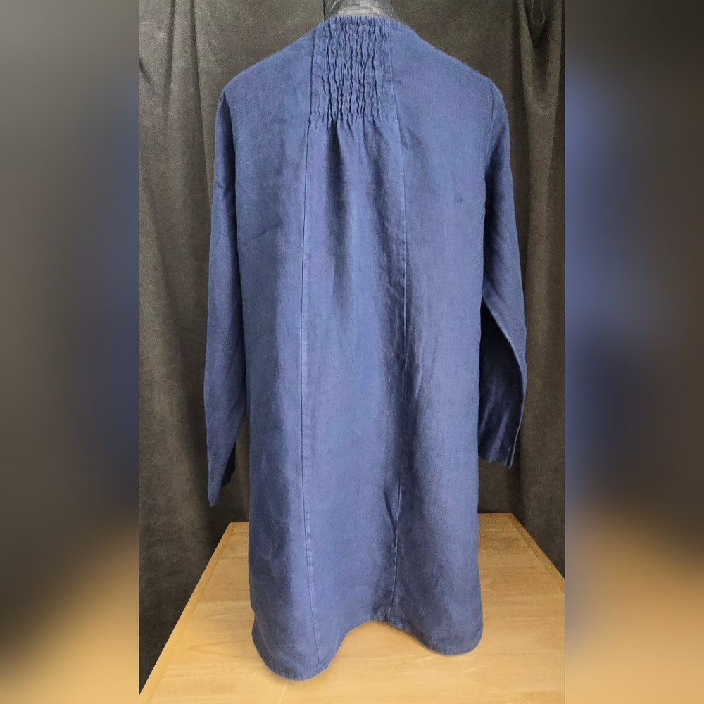 Navy Blue Button-Down Tunic - Picture 4 of 8